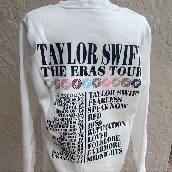 Women’s Music-Inspired Sweatshirt – The Eras Tour Design – Size S – White – NWT - Picture 10 of 13
